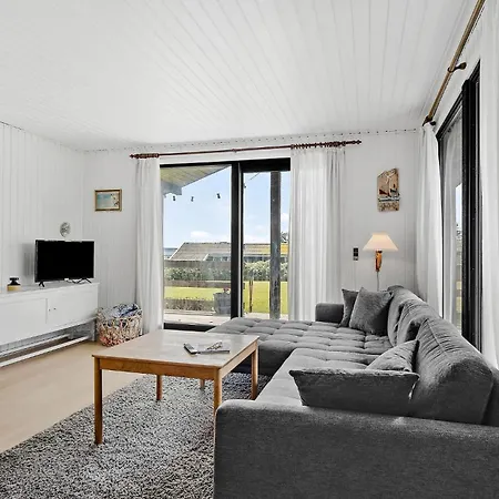 Holiday home Beautiful In With Wifi